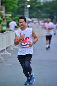 BIB: 4256
                            <button type="button" onclick="openModal(5994573)" class="btn btn-primary btn-sm float-right btn-popup" data-toggle="modal" data-target=".modal-high-quality">
                        <i class="fas fa-shopping-cart"></i> Add to Cart
                    </button>
                                            <button type="button" onclick="isThisMe(5994573, true)" class="btn btn-success btn-sm float-right btn-popup btn-isme hidden" data-toggle="tooltip" data-placement="bottom" title="นี่คือรูปของคุณใช่ไหม คลิกที่นี่เพื่อเอาเข้าอัลบั้ม">
                        <i class="fas fa-plus"></i> Add to album
                    </button>
                    <button type="button" onclick="isThisMe(5994573, false)" class="btn btn-warning btn-sm float-right btn-popup btn-isnotme hidden">
                        <i class="fas fa-ban"></i> Remove from album
                    </button>