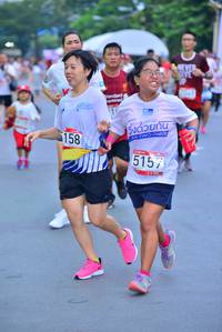 BIB: 158, 5157
                            <button type="button" onclick="openModal(5988553)" class="btn btn-primary btn-sm float-right btn-popup" data-toggle="modal" data-target=".modal-high-quality">
                        <i class="fas fa-shopping-cart"></i> Add to Cart
                    </button>
                                            <button type="button" onclick="isThisMe(5988553, true)" class="btn btn-success btn-sm float-right btn-popup btn-isme hidden" data-toggle="tooltip" data-placement="bottom" title="นี่คือรูปของคุณใช่ไหม คลิกที่นี่เพื่อเอาเข้าอัลบั้ม">
                        <i class="fas fa-plus"></i> Add to album
                    </button>
                    <button type="button" onclick="isThisMe(5988553, false)" class="btn btn-warning btn-sm float-right btn-popup btn-isnotme hidden">
                        <i class="fas fa-ban"></i> Remove from album
                    </button>