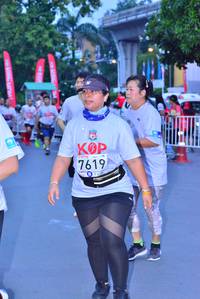 BIB: 7619
                            <button type="button" onclick="openModal(5973010)" class="btn btn-primary btn-sm float-right btn-popup" data-toggle="modal" data-target=".modal-high-quality">
                        <i class="fas fa-shopping-cart"></i> Add to Cart
                    </button>
                                            <button type="button" onclick="isThisMe(5973010, true)" class="btn btn-success btn-sm float-right btn-popup btn-isme hidden" data-toggle="tooltip" data-placement="bottom" title="นี่คือรูปของคุณใช่ไหม คลิกที่นี่เพื่อเอาเข้าอัลบั้ม">
                        <i class="fas fa-plus"></i> Add to album
                    </button>
                    <button type="button" onclick="isThisMe(5973010, false)" class="btn btn-warning btn-sm float-right btn-popup btn-isnotme hidden">
                        <i class="fas fa-ban"></i> Remove from album
                    </button>