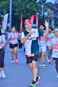 BIB: 8634, 7804, 894, 
                            <button type="button" onclick="openModal(5956853)" class="btn btn-primary btn-sm float-right btn-popup" data-toggle="modal" data-target=".modal-high-quality">
                        <i class="fas fa-shopping-cart"></i> Add to Cart
                    </button>
                                            <button type="button" onclick="isThisMe(5956853, true)" class="btn btn-success btn-sm float-right btn-popup btn-isme hidden" data-toggle="tooltip" data-placement="bottom" title="นี่คือรูปของคุณใช่ไหม คลิกที่นี่เพื่อเอาเข้าอัลบั้ม">
                        <i class="fas fa-plus"></i> Add to album
                    </button>
                    <button type="button" onclick="isThisMe(5956853, false)" class="btn btn-warning btn-sm float-right btn-popup btn-isnotme hidden">
                        <i class="fas fa-ban"></i> Remove from album
                    </button>