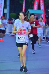 BIB: 6667
                            <button type="button" onclick="openModal(5949124)" class="btn btn-primary btn-sm float-right btn-popup" data-toggle="modal" data-target=".modal-high-quality">
                        <i class="fas fa-shopping-cart"></i> Add to Cart
                    </button>
                                            <button type="button" onclick="isThisMe(5949124, true)" class="btn btn-success btn-sm float-right btn-popup btn-isme hidden" data-toggle="tooltip" data-placement="bottom" title="นี่คือรูปของคุณใช่ไหม คลิกที่นี่เพื่อเอาเข้าอัลบั้ม">
                        <i class="fas fa-plus"></i> Add to album
                    </button>
                    <button type="button" onclick="isThisMe(5949124, false)" class="btn btn-warning btn-sm float-right btn-popup btn-isnotme hidden">
                        <i class="fas fa-ban"></i> Remove from album
                    </button>