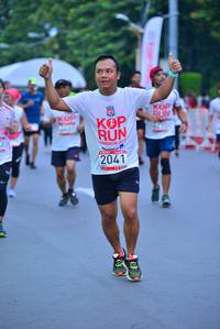 BIB: 4295, 2041
                            <button type="button" onclick="openModal(5980218)" class="btn btn-primary btn-sm float-right btn-popup" data-toggle="modal" data-target=".modal-high-quality">
                        <i class="fas fa-shopping-cart"></i> Add to Cart
                    </button>
                                            <button type="button" onclick="isThisMe(5980218, true)" class="btn btn-success btn-sm float-right btn-popup btn-isme hidden" data-toggle="tooltip" data-placement="bottom" title="นี่คือรูปของคุณใช่ไหม คลิกที่นี่เพื่อเอาเข้าอัลบั้ม">
                        <i class="fas fa-plus"></i> Add to album
                    </button>
                    <button type="button" onclick="isThisMe(5980218, false)" class="btn btn-warning btn-sm float-right btn-popup btn-isnotme hidden">
                        <i class="fas fa-ban"></i> Remove from album
                    </button>