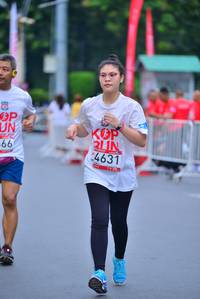 BIB: 4631
                            <button type="button" onclick="openModal(5995701)" class="btn btn-primary btn-sm float-right btn-popup" data-toggle="modal" data-target=".modal-high-quality">
                        <i class="fas fa-shopping-cart"></i> Add to Cart
                    </button>
                                            <button type="button" onclick="isThisMe(5995701, true)" class="btn btn-success btn-sm float-right btn-popup btn-isme hidden" data-toggle="tooltip" data-placement="bottom" title="นี่คือรูปของคุณใช่ไหม คลิกที่นี่เพื่อเอาเข้าอัลบั้ม">
                        <i class="fas fa-plus"></i> Add to album
                    </button>
                    <button type="button" onclick="isThisMe(5995701, false)" class="btn btn-warning btn-sm float-right btn-popup btn-isnotme hidden">
                        <i class="fas fa-ban"></i> Remove from album
                    </button>