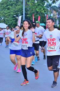 BIB: 1942, 7520, 7111
                            <button type="button" onclick="openModal(5978219)" class="btn btn-primary btn-sm float-right btn-popup" data-toggle="modal" data-target=".modal-high-quality">
                        <i class="fas fa-shopping-cart"></i> Add to Cart
                    </button>
                                            <button type="button" onclick="isThisMe(5978219, true)" class="btn btn-success btn-sm float-right btn-popup btn-isme hidden" data-toggle="tooltip" data-placement="bottom" title="นี่คือรูปของคุณใช่ไหม คลิกที่นี่เพื่อเอาเข้าอัลบั้ม">
                        <i class="fas fa-plus"></i> Add to album
                    </button>
                    <button type="button" onclick="isThisMe(5978219, false)" class="btn btn-warning btn-sm float-right btn-popup btn-isnotme hidden">
                        <i class="fas fa-ban"></i> Remove from album
                    </button>