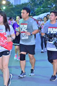 BIB: 7414, 201
                            <button type="button" onclick="openModal(5958208)" class="btn btn-primary btn-sm float-right btn-popup" data-toggle="modal" data-target=".modal-high-quality">
                        <i class="fas fa-shopping-cart"></i> Add to Cart
                    </button>
                                            <button type="button" onclick="isThisMe(5958208, true)" class="btn btn-success btn-sm float-right btn-popup btn-isme hidden" data-toggle="tooltip" data-placement="bottom" title="นี่คือรูปของคุณใช่ไหม คลิกที่นี่เพื่อเอาเข้าอัลบั้ม">
                        <i class="fas fa-plus"></i> Add to album
                    </button>
                    <button type="button" onclick="isThisMe(5958208, false)" class="btn btn-warning btn-sm float-right btn-popup btn-isnotme hidden">
                        <i class="fas fa-ban"></i> Remove from album
                    </button>