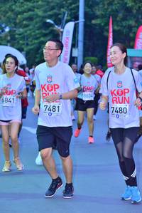 BIB: 8634, 6841, 7480, 7481
                            <button type="button" onclick="openModal(5956723)" class="btn btn-primary btn-sm float-right btn-popup" data-toggle="modal" data-target=".modal-high-quality">
                        <i class="fas fa-shopping-cart"></i> Add to Cart
                    </button>
                                            <button type="button" onclick="isThisMe(5956723, true)" class="btn btn-success btn-sm float-right btn-popup btn-isme hidden" data-toggle="tooltip" data-placement="bottom" title="นี่คือรูปของคุณใช่ไหม คลิกที่นี่เพื่อเอาเข้าอัลบั้ม">
                        <i class="fas fa-plus"></i> Add to album
                    </button>
                    <button type="button" onclick="isThisMe(5956723, false)" class="btn btn-warning btn-sm float-right btn-popup btn-isnotme hidden">
                        <i class="fas fa-ban"></i> Remove from album
                    </button>