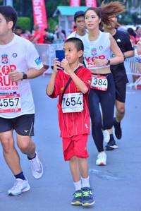 BIB: 384, 209, 7654, 4557
                            <button type="button" onclick="openModal(5975297)" class="btn btn-primary btn-sm float-right btn-popup" data-toggle="modal" data-target=".modal-high-quality">
                        <i class="fas fa-shopping-cart"></i> Add to Cart
                    </button>
                                            <button type="button" onclick="isThisMe(5975297, true)" class="btn btn-success btn-sm float-right btn-popup btn-isme hidden" data-toggle="tooltip" data-placement="bottom" title="นี่คือรูปของคุณใช่ไหม คลิกที่นี่เพื่อเอาเข้าอัลบั้ม">
                        <i class="fas fa-plus"></i> Add to album
                    </button>
                    <button type="button" onclick="isThisMe(5975297, false)" class="btn btn-warning btn-sm float-right btn-popup btn-isnotme hidden">
                        <i class="fas fa-ban"></i> Remove from album
                    </button>