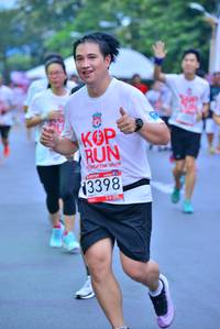 BIB: 2019, 13398
                            <button type="button" onclick="openModal(5978837)" class="btn btn-primary btn-sm float-right btn-popup" data-toggle="modal" data-target=".modal-high-quality">
                        <i class="fas fa-shopping-cart"></i> Add to Cart
                    </button>
                                            <button type="button" onclick="isThisMe(5978837, true)" class="btn btn-success btn-sm float-right btn-popup btn-isme hidden" data-toggle="tooltip" data-placement="bottom" title="นี่คือรูปของคุณใช่ไหม คลิกที่นี่เพื่อเอาเข้าอัลบั้ม">
                        <i class="fas fa-plus"></i> Add to album
                    </button>
                    <button type="button" onclick="isThisMe(5978837, false)" class="btn btn-warning btn-sm float-right btn-popup btn-isnotme hidden">
                        <i class="fas fa-ban"></i> Remove from album
                    </button>