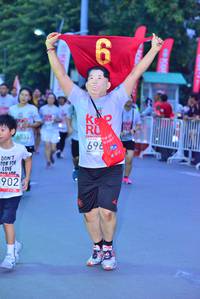 BIB: 6032, 696, 902
                            <button type="button" onclick="openModal(5951673)" class="btn btn-primary btn-sm float-right btn-popup" data-toggle="modal" data-target=".modal-high-quality">
                        <i class="fas fa-shopping-cart"></i> Add to Cart
                    </button>
                                            <button type="button" onclick="isThisMe(5951673, true)" class="btn btn-success btn-sm float-right btn-popup btn-isme hidden" data-toggle="tooltip" data-placement="bottom" title="นี่คือรูปของคุณใช่ไหม คลิกที่นี่เพื่อเอาเข้าอัลบั้ม">
                        <i class="fas fa-plus"></i> Add to album
                    </button>
                    <button type="button" onclick="isThisMe(5951673, false)" class="btn btn-warning btn-sm float-right btn-popup btn-isnotme hidden">
                        <i class="fas fa-ban"></i> Remove from album
                    </button>