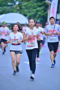 BIB: 8915, 1857, 1280
                            <button type="button" onclick="openModal(5979373)" class="btn btn-primary btn-sm float-right btn-popup" data-toggle="modal" data-target=".modal-high-quality">
                        <i class="fas fa-shopping-cart"></i> Add to Cart
                    </button>
                                            <button type="button" onclick="isThisMe(5979373, true)" class="btn btn-success btn-sm float-right btn-popup btn-isme hidden" data-toggle="tooltip" data-placement="bottom" title="นี่คือรูปของคุณใช่ไหม คลิกที่นี่เพื่อเอาเข้าอัลบั้ม">
                        <i class="fas fa-plus"></i> Add to album
                    </button>
                    <button type="button" onclick="isThisMe(5979373, false)" class="btn btn-warning btn-sm float-right btn-popup btn-isnotme hidden">
                        <i class="fas fa-ban"></i> Remove from album
                    </button>