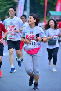 BIB: 1020, 305
                            <button type="button" onclick="openModal(5978932)" class="btn btn-primary btn-sm float-right btn-popup" data-toggle="modal" data-target=".modal-high-quality">
                        <i class="fas fa-shopping-cart"></i> Add to Cart
                    </button>
                                            <button type="button" onclick="isThisMe(5978932, true)" class="btn btn-success btn-sm float-right btn-popup btn-isme hidden" data-toggle="tooltip" data-placement="bottom" title="นี่คือรูปของคุณใช่ไหม คลิกที่นี่เพื่อเอาเข้าอัลบั้ม">
                        <i class="fas fa-plus"></i> Add to album
                    </button>
                    <button type="button" onclick="isThisMe(5978932, false)" class="btn btn-warning btn-sm float-right btn-popup btn-isnotme hidden">
                        <i class="fas fa-ban"></i> Remove from album
                    </button>