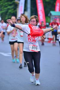 BIB: 4898
                            <button type="button" onclick="openModal(5990258)" class="btn btn-primary btn-sm float-right btn-popup" data-toggle="modal" data-target=".modal-high-quality">
                        <i class="fas fa-shopping-cart"></i> Add to Cart
                    </button>
                                            <button type="button" onclick="isThisMe(5990258, true)" class="btn btn-success btn-sm float-right btn-popup btn-isme hidden" data-toggle="tooltip" data-placement="bottom" title="นี่คือรูปของคุณใช่ไหม คลิกที่นี่เพื่อเอาเข้าอัลบั้ม">
                        <i class="fas fa-plus"></i> Add to album
                    </button>
                    <button type="button" onclick="isThisMe(5990258, false)" class="btn btn-warning btn-sm float-right btn-popup btn-isnotme hidden">
                        <i class="fas fa-ban"></i> Remove from album
                    </button>