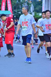 BIB: 6091
                            <button type="button" onclick="openModal(5975230)" class="btn btn-primary btn-sm float-right btn-popup" data-toggle="modal" data-target=".modal-high-quality">
                        <i class="fas fa-shopping-cart"></i> Add to Cart
                    </button>
                                            <button type="button" onclick="isThisMe(5975230, true)" class="btn btn-success btn-sm float-right btn-popup btn-isme hidden" data-toggle="tooltip" data-placement="bottom" title="นี่คือรูปของคุณใช่ไหม คลิกที่นี่เพื่อเอาเข้าอัลบั้ม">
                        <i class="fas fa-plus"></i> Add to album
                    </button>
                    <button type="button" onclick="isThisMe(5975230, false)" class="btn btn-warning btn-sm float-right btn-popup btn-isnotme hidden">
                        <i class="fas fa-ban"></i> Remove from album
                    </button>