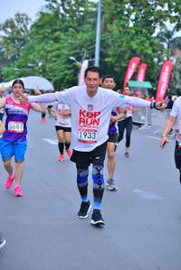 BIB: 201, 5681, 1933
                            <button type="button" onclick="openModal(5994716)" class="btn btn-primary btn-sm float-right btn-popup" data-toggle="modal" data-target=".modal-high-quality">
                        <i class="fas fa-shopping-cart"></i> Add to Cart
                    </button>
                                            <button type="button" onclick="isThisMe(5994716, true)" class="btn btn-success btn-sm float-right btn-popup btn-isme hidden" data-toggle="tooltip" data-placement="bottom" title="นี่คือรูปของคุณใช่ไหม คลิกที่นี่เพื่อเอาเข้าอัลบั้ม">
                        <i class="fas fa-plus"></i> Add to album
                    </button>
                    <button type="button" onclick="isThisMe(5994716, false)" class="btn btn-warning btn-sm float-right btn-popup btn-isnotme hidden">
                        <i class="fas fa-ban"></i> Remove from album
                    </button>