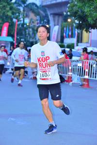 BIB: 2019, 1606
                            <button type="button" onclick="openModal(5956170)" class="btn btn-primary btn-sm float-right btn-popup" data-toggle="modal" data-target=".modal-high-quality">
                        <i class="fas fa-shopping-cart"></i> Add to Cart
                    </button>
                                            <button type="button" onclick="isThisMe(5956170, true)" class="btn btn-success btn-sm float-right btn-popup btn-isme hidden" data-toggle="tooltip" data-placement="bottom" title="นี่คือรูปของคุณใช่ไหม คลิกที่นี่เพื่อเอาเข้าอัลบั้ม">
                        <i class="fas fa-plus"></i> Add to album
                    </button>
                    <button type="button" onclick="isThisMe(5956170, false)" class="btn btn-warning btn-sm float-right btn-popup btn-isnotme hidden">
                        <i class="fas fa-ban"></i> Remove from album
                    </button>