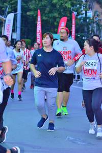 BIB: 8642, 019
                            <button type="button" onclick="openModal(5957914)" class="btn btn-primary btn-sm float-right btn-popup" data-toggle="modal" data-target=".modal-high-quality">
                        <i class="fas fa-shopping-cart"></i> Add to Cart
                    </button>
                                            <button type="button" onclick="isThisMe(5957914, true)" class="btn btn-success btn-sm float-right btn-popup btn-isme hidden" data-toggle="tooltip" data-placement="bottom" title="นี่คือรูปของคุณใช่ไหม คลิกที่นี่เพื่อเอาเข้าอัลบั้ม">
                        <i class="fas fa-plus"></i> Add to album
                    </button>
                    <button type="button" onclick="isThisMe(5957914, false)" class="btn btn-warning btn-sm float-right btn-popup btn-isnotme hidden">
                        <i class="fas fa-ban"></i> Remove from album
                    </button>