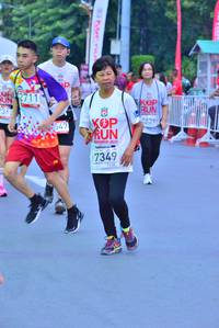 BIB: 2711, 8639, 547, 2010, 7349
                            <button type="button" onclick="openModal(5977704)" class="btn btn-primary btn-sm float-right btn-popup" data-toggle="modal" data-target=".modal-high-quality">
                        <i class="fas fa-shopping-cart"></i> Add to Cart
                    </button>
                                            <button type="button" onclick="isThisMe(5977704, true)" class="btn btn-success btn-sm float-right btn-popup btn-isme hidden" data-toggle="tooltip" data-placement="bottom" title="นี่คือรูปของคุณใช่ไหม คลิกที่นี่เพื่อเอาเข้าอัลบั้ม">
                        <i class="fas fa-plus"></i> Add to album
                    </button>
                    <button type="button" onclick="isThisMe(5977704, false)" class="btn btn-warning btn-sm float-right btn-popup btn-isnotme hidden">
                        <i class="fas fa-ban"></i> Remove from album
                    </button>