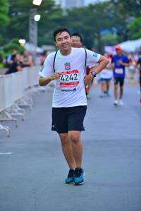 BIB: 4242
                            <button type="button" onclick="openModal(5987795)" class="btn btn-primary btn-sm float-right btn-popup" data-toggle="modal" data-target=".modal-high-quality">
                        <i class="fas fa-shopping-cart"></i> Add to Cart
                    </button>
                                            <button type="button" onclick="isThisMe(5987795, true)" class="btn btn-success btn-sm float-right btn-popup btn-isme hidden" data-toggle="tooltip" data-placement="bottom" title="นี่คือรูปของคุณใช่ไหม คลิกที่นี่เพื่อเอาเข้าอัลบั้ม">
                        <i class="fas fa-plus"></i> Add to album
                    </button>
                    <button type="button" onclick="isThisMe(5987795, false)" class="btn btn-warning btn-sm float-right btn-popup btn-isnotme hidden">
                        <i class="fas fa-ban"></i> Remove from album
                    </button>