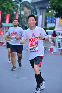 BIB: 8528, 4480
                            <button type="button" onclick="openModal(5987562)" class="btn btn-primary btn-sm float-right btn-popup" data-toggle="modal" data-target=".modal-high-quality">
                        <i class="fas fa-shopping-cart"></i> Add to Cart
                    </button>
                                            <button type="button" onclick="isThisMe(5987562, true)" class="btn btn-success btn-sm float-right btn-popup btn-isme hidden" data-toggle="tooltip" data-placement="bottom" title="นี่คือรูปของคุณใช่ไหม คลิกที่นี่เพื่อเอาเข้าอัลบั้ม">
                        <i class="fas fa-plus"></i> Add to album
                    </button>
                    <button type="button" onclick="isThisMe(5987562, false)" class="btn btn-warning btn-sm float-right btn-popup btn-isnotme hidden">
                        <i class="fas fa-ban"></i> Remove from album
                    </button>