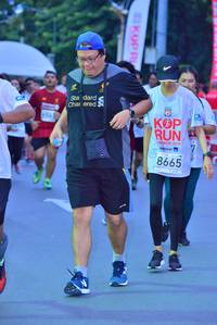 BIB: 2019, 8665
                            <button type="button" onclick="openModal(5957683)" class="btn btn-primary btn-sm float-right btn-popup" data-toggle="modal" data-target=".modal-high-quality">
                        <i class="fas fa-shopping-cart"></i> Add to Cart
                    </button>
                                            <button type="button" onclick="isThisMe(5957683, true)" class="btn btn-success btn-sm float-right btn-popup btn-isme hidden" data-toggle="tooltip" data-placement="bottom" title="นี่คือรูปของคุณใช่ไหม คลิกที่นี่เพื่อเอาเข้าอัลบั้ม">
                        <i class="fas fa-plus"></i> Add to album
                    </button>
                    <button type="button" onclick="isThisMe(5957683, false)" class="btn btn-warning btn-sm float-right btn-popup btn-isnotme hidden">
                        <i class="fas fa-ban"></i> Remove from album
                    </button>