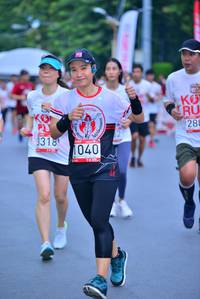 BIB: 3318, 040
                            <button type="button" onclick="openModal(5979560)" class="btn btn-primary btn-sm float-right btn-popup" data-toggle="modal" data-target=".modal-high-quality">
                        <i class="fas fa-shopping-cart"></i> Add to Cart
                    </button>
                                            <button type="button" onclick="isThisMe(5979560, true)" class="btn btn-success btn-sm float-right btn-popup btn-isme hidden" data-toggle="tooltip" data-placement="bottom" title="นี่คือรูปของคุณใช่ไหม คลิกที่นี่เพื่อเอาเข้าอัลบั้ม">
                        <i class="fas fa-plus"></i> Add to album
                    </button>
                    <button type="button" onclick="isThisMe(5979560, false)" class="btn btn-warning btn-sm float-right btn-popup btn-isnotme hidden">
                        <i class="fas fa-ban"></i> Remove from album
                    </button>