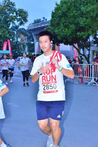 BIB: 2850
                            <button type="button" onclick="openModal(5972465)" class="btn btn-primary btn-sm float-right btn-popup" data-toggle="modal" data-target=".modal-high-quality">
                        <i class="fas fa-shopping-cart"></i> Add to Cart
                    </button>
                                            <button type="button" onclick="isThisMe(5972465, true)" class="btn btn-success btn-sm float-right btn-popup btn-isme hidden" data-toggle="tooltip" data-placement="bottom" title="นี่คือรูปของคุณใช่ไหม คลิกที่นี่เพื่อเอาเข้าอัลบั้ม">
                        <i class="fas fa-plus"></i> Add to album
                    </button>
                    <button type="button" onclick="isThisMe(5972465, false)" class="btn btn-warning btn-sm float-right btn-popup btn-isnotme hidden">
                        <i class="fas fa-ban"></i> Remove from album
                    </button>