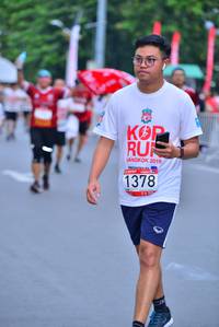 BIB: 2019, 1378
                            <button type="button" onclick="openModal(5993729)" class="btn btn-primary btn-sm float-right btn-popup" data-toggle="modal" data-target=".modal-high-quality">
                        <i class="fas fa-shopping-cart"></i> Add to Cart
                    </button>
                                            <button type="button" onclick="isThisMe(5993729, true)" class="btn btn-success btn-sm float-right btn-popup btn-isme hidden" data-toggle="tooltip" data-placement="bottom" title="นี่คือรูปของคุณใช่ไหม คลิกที่นี่เพื่อเอาเข้าอัลบั้ม">
                        <i class="fas fa-plus"></i> Add to album
                    </button>
                    <button type="button" onclick="isThisMe(5993729, false)" class="btn btn-warning btn-sm float-right btn-popup btn-isnotme hidden">
                        <i class="fas fa-ban"></i> Remove from album
                    </button>