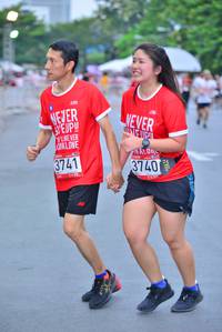 BIB: 3741, 3740
                            <button type="button" onclick="openModal(5997185)" class="btn btn-primary btn-sm float-right btn-popup" data-toggle="modal" data-target=".modal-high-quality">
                        <i class="fas fa-shopping-cart"></i> Add to Cart
                    </button>
                                            <button type="button" onclick="isThisMe(5997185, true)" class="btn btn-success btn-sm float-right btn-popup btn-isme hidden" data-toggle="tooltip" data-placement="bottom" title="นี่คือรูปของคุณใช่ไหม คลิกที่นี่เพื่อเอาเข้าอัลบั้ม">
                        <i class="fas fa-plus"></i> Add to album
                    </button>
                    <button type="button" onclick="isThisMe(5997185, false)" class="btn btn-warning btn-sm float-right btn-popup btn-isnotme hidden">
                        <i class="fas fa-ban"></i> Remove from album
                    </button>