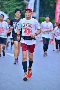 BIB: 2738
                            <button type="button" onclick="openModal(5985275)" class="btn btn-primary btn-sm float-right btn-popup" data-toggle="modal" data-target=".modal-high-quality">
                        <i class="fas fa-shopping-cart"></i> Add to Cart
                    </button>
                                            <button type="button" onclick="isThisMe(5985275, true)" class="btn btn-success btn-sm float-right btn-popup btn-isme hidden" data-toggle="tooltip" data-placement="bottom" title="นี่คือรูปของคุณใช่ไหม คลิกที่นี่เพื่อเอาเข้าอัลบั้ม">
                        <i class="fas fa-plus"></i> Add to album
                    </button>
                    <button type="button" onclick="isThisMe(5985275, false)" class="btn btn-warning btn-sm float-right btn-popup btn-isnotme hidden">
                        <i class="fas fa-ban"></i> Remove from album
                    </button>