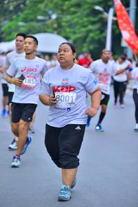 BIB: 185, 8001
                            <button type="button" onclick="openModal(5995177)" class="btn btn-primary btn-sm float-right btn-popup" data-toggle="modal" data-target=".modal-high-quality">
                        <i class="fas fa-shopping-cart"></i> Add to Cart
                    </button>
                                            <button type="button" onclick="isThisMe(5995177, true)" class="btn btn-success btn-sm float-right btn-popup btn-isme hidden" data-toggle="tooltip" data-placement="bottom" title="นี่คือรูปของคุณใช่ไหม คลิกที่นี่เพื่อเอาเข้าอัลบั้ม">
                        <i class="fas fa-plus"></i> Add to album
                    </button>
                    <button type="button" onclick="isThisMe(5995177, false)" class="btn btn-warning btn-sm float-right btn-popup btn-isnotme hidden">
                        <i class="fas fa-ban"></i> Remove from album
                    </button>