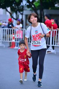 BIB: 2538
                            <button type="button" onclick="openModal(5984931)" class="btn btn-primary btn-sm float-right btn-popup" data-toggle="modal" data-target=".modal-high-quality">
                        <i class="fas fa-shopping-cart"></i> Add to Cart
                    </button>
                                            <button type="button" onclick="isThisMe(5984931, true)" class="btn btn-success btn-sm float-right btn-popup btn-isme hidden" data-toggle="tooltip" data-placement="bottom" title="นี่คือรูปของคุณใช่ไหม คลิกที่นี่เพื่อเอาเข้าอัลบั้ม">
                        <i class="fas fa-plus"></i> Add to album
                    </button>
                    <button type="button" onclick="isThisMe(5984931, false)" class="btn btn-warning btn-sm float-right btn-popup btn-isnotme hidden">
                        <i class="fas fa-ban"></i> Remove from album
                    </button>