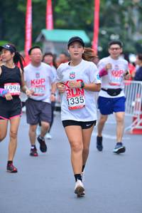 BIB: 7995, 175, 1335
                            <button type="button" onclick="openModal(5996563)" class="btn btn-primary btn-sm float-right btn-popup" data-toggle="modal" data-target=".modal-high-quality">
                        <i class="fas fa-shopping-cart"></i> Add to Cart
                    </button>
                                            <button type="button" onclick="isThisMe(5996563, true)" class="btn btn-success btn-sm float-right btn-popup btn-isme hidden" data-toggle="tooltip" data-placement="bottom" title="นี่คือรูปของคุณใช่ไหม คลิกที่นี่เพื่อเอาเข้าอัลบั้ม">
                        <i class="fas fa-plus"></i> Add to album
                    </button>
                    <button type="button" onclick="isThisMe(5996563, false)" class="btn btn-warning btn-sm float-right btn-popup btn-isnotme hidden">
                        <i class="fas fa-ban"></i> Remove from album
                    </button>