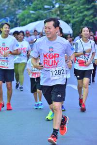 BIB: 428, 423, 4429, 7282
                            <button type="button" onclick="openModal(5975065)" class="btn btn-primary btn-sm float-right btn-popup" data-toggle="modal" data-target=".modal-high-quality">
                        <i class="fas fa-shopping-cart"></i> Add to Cart
                    </button>
                                            <button type="button" onclick="isThisMe(5975065, true)" class="btn btn-success btn-sm float-right btn-popup btn-isme hidden" data-toggle="tooltip" data-placement="bottom" title="นี่คือรูปของคุณใช่ไหม คลิกที่นี่เพื่อเอาเข้าอัลบั้ม">
                        <i class="fas fa-plus"></i> Add to album
                    </button>
                    <button type="button" onclick="isThisMe(5975065, false)" class="btn btn-warning btn-sm float-right btn-popup btn-isnotme hidden">
                        <i class="fas fa-ban"></i> Remove from album
                    </button>