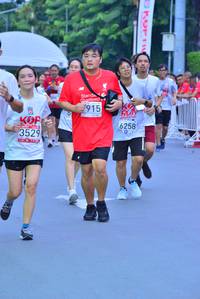 BIB: 915, 3529, 6258
                            <button type="button" onclick="openModal(5977094)" class="btn btn-primary btn-sm float-right btn-popup" data-toggle="modal" data-target=".modal-high-quality">
                        <i class="fas fa-shopping-cart"></i> Add to Cart
                    </button>
                                            <button type="button" onclick="isThisMe(5977094, true)" class="btn btn-success btn-sm float-right btn-popup btn-isme hidden" data-toggle="tooltip" data-placement="bottom" title="นี่คือรูปของคุณใช่ไหม คลิกที่นี่เพื่อเอาเข้าอัลบั้ม">
                        <i class="fas fa-plus"></i> Add to album
                    </button>
                    <button type="button" onclick="isThisMe(5977094, false)" class="btn btn-warning btn-sm float-right btn-popup btn-isnotme hidden">
                        <i class="fas fa-ban"></i> Remove from album
                    </button>