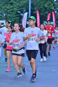 BIB: 884, 3011, 8187, 8185
                            <button type="button" onclick="openModal(5972914)" class="btn btn-primary btn-sm float-right btn-popup" data-toggle="modal" data-target=".modal-high-quality">
                        <i class="fas fa-shopping-cart"></i> Add to Cart
                    </button>
                                            <button type="button" onclick="isThisMe(5972914, true)" class="btn btn-success btn-sm float-right btn-popup btn-isme hidden" data-toggle="tooltip" data-placement="bottom" title="นี่คือรูปของคุณใช่ไหม คลิกที่นี่เพื่อเอาเข้าอัลบั้ม">
                        <i class="fas fa-plus"></i> Add to album
                    </button>
                    <button type="button" onclick="isThisMe(5972914, false)" class="btn btn-warning btn-sm float-right btn-popup btn-isnotme hidden">
                        <i class="fas fa-ban"></i> Remove from album
                    </button>