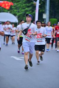 BIB: 1458, 4832
                            <button type="button" onclick="openModal(5995526)" class="btn btn-primary btn-sm float-right btn-popup" data-toggle="modal" data-target=".modal-high-quality">
                        <i class="fas fa-shopping-cart"></i> Add to Cart
                    </button>
                                            <button type="button" onclick="isThisMe(5995526, true)" class="btn btn-success btn-sm float-right btn-popup btn-isme hidden" data-toggle="tooltip" data-placement="bottom" title="นี่คือรูปของคุณใช่ไหม คลิกที่นี่เพื่อเอาเข้าอัลบั้ม">
                        <i class="fas fa-plus"></i> Add to album
                    </button>
                    <button type="button" onclick="isThisMe(5995526, false)" class="btn btn-warning btn-sm float-right btn-popup btn-isnotme hidden">
                        <i class="fas fa-ban"></i> Remove from album
                    </button>