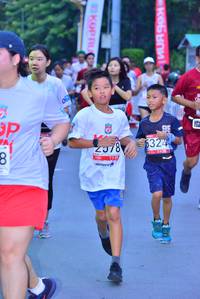 BIB: 324, 978
                            <button type="button" onclick="openModal(5973532)" class="btn btn-primary btn-sm float-right btn-popup" data-toggle="modal" data-target=".modal-high-quality">
                        <i class="fas fa-shopping-cart"></i> Add to Cart
                    </button>
                                            <button type="button" onclick="isThisMe(5973532, true)" class="btn btn-success btn-sm float-right btn-popup btn-isme hidden" data-toggle="tooltip" data-placement="bottom" title="นี่คือรูปของคุณใช่ไหม คลิกที่นี่เพื่อเอาเข้าอัลบั้ม">
                        <i class="fas fa-plus"></i> Add to album
                    </button>
                    <button type="button" onclick="isThisMe(5973532, false)" class="btn btn-warning btn-sm float-right btn-popup btn-isnotme hidden">
                        <i class="fas fa-ban"></i> Remove from album
                    </button>