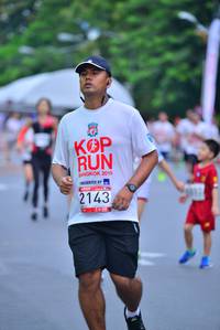 BIB: 2019, 2143
                            <button type="button" onclick="openModal(5994068)" class="btn btn-primary btn-sm float-right btn-popup" data-toggle="modal" data-target=".modal-high-quality">
                        <i class="fas fa-shopping-cart"></i> Add to Cart
                    </button>
                                            <button type="button" onclick="isThisMe(5994068, true)" class="btn btn-success btn-sm float-right btn-popup btn-isme hidden" data-toggle="tooltip" data-placement="bottom" title="นี่คือรูปของคุณใช่ไหม คลิกที่นี่เพื่อเอาเข้าอัลบั้ม">
                        <i class="fas fa-plus"></i> Add to album
                    </button>
                    <button type="button" onclick="isThisMe(5994068, false)" class="btn btn-warning btn-sm float-right btn-popup btn-isnotme hidden">
                        <i class="fas fa-ban"></i> Remove from album
                    </button>