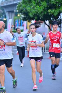 BIB: 1615, 3013, 301
                            <button type="button" onclick="openModal(5979677)" class="btn btn-primary btn-sm float-right btn-popup" data-toggle="modal" data-target=".modal-high-quality">
                        <i class="fas fa-shopping-cart"></i> Add to Cart
                    </button>
                                            <button type="button" onclick="isThisMe(5979677, true)" class="btn btn-success btn-sm float-right btn-popup btn-isme hidden" data-toggle="tooltip" data-placement="bottom" title="นี่คือรูปของคุณใช่ไหม คลิกที่นี่เพื่อเอาเข้าอัลบั้ม">
                        <i class="fas fa-plus"></i> Add to album
                    </button>
                    <button type="button" onclick="isThisMe(5979677, false)" class="btn btn-warning btn-sm float-right btn-popup btn-isnotme hidden">
                        <i class="fas fa-ban"></i> Remove from album
                    </button>