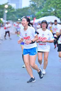 BIB: 110
                            <button type="button" onclick="openModal(5986130)" class="btn btn-primary btn-sm float-right btn-popup" data-toggle="modal" data-target=".modal-high-quality">
                        <i class="fas fa-shopping-cart"></i> Add to Cart
                    </button>
                                            <button type="button" onclick="isThisMe(5986130, true)" class="btn btn-success btn-sm float-right btn-popup btn-isme hidden" data-toggle="tooltip" data-placement="bottom" title="นี่คือรูปของคุณใช่ไหม คลิกที่นี่เพื่อเอาเข้าอัลบั้ม">
                        <i class="fas fa-plus"></i> Add to album
                    </button>
                    <button type="button" onclick="isThisMe(5986130, false)" class="btn btn-warning btn-sm float-right btn-popup btn-isnotme hidden">
                        <i class="fas fa-ban"></i> Remove from album
                    </button>