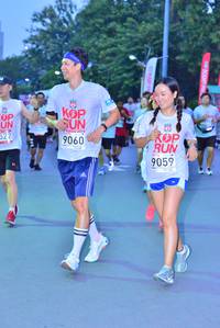 BIB: 522, 9059, 9060
                            <button type="button" onclick="openModal(5952942)" class="btn btn-primary btn-sm float-right btn-popup" data-toggle="modal" data-target=".modal-high-quality">
                        <i class="fas fa-shopping-cart"></i> Add to Cart
                    </button>
                                            <button type="button" onclick="isThisMe(5952942, true)" class="btn btn-success btn-sm float-right btn-popup btn-isme hidden" data-toggle="tooltip" data-placement="bottom" title="นี่คือรูปของคุณใช่ไหม คลิกที่นี่เพื่อเอาเข้าอัลบั้ม">
                        <i class="fas fa-plus"></i> Add to album
                    </button>
                    <button type="button" onclick="isThisMe(5952942, false)" class="btn btn-warning btn-sm float-right btn-popup btn-isnotme hidden">
                        <i class="fas fa-ban"></i> Remove from album
                    </button>