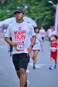 BIB: 2019, 2143
                            <button type="button" onclick="openModal(5994076)" class="btn btn-primary btn-sm float-right btn-popup" data-toggle="modal" data-target=".modal-high-quality">
                        <i class="fas fa-shopping-cart"></i> Add to Cart
                    </button>
                                            <button type="button" onclick="isThisMe(5994076, true)" class="btn btn-success btn-sm float-right btn-popup btn-isme hidden" data-toggle="tooltip" data-placement="bottom" title="นี่คือรูปของคุณใช่ไหม คลิกที่นี่เพื่อเอาเข้าอัลบั้ม">
                        <i class="fas fa-plus"></i> Add to album
                    </button>
                    <button type="button" onclick="isThisMe(5994076, false)" class="btn btn-warning btn-sm float-right btn-popup btn-isnotme hidden">
                        <i class="fas fa-ban"></i> Remove from album
                    </button>