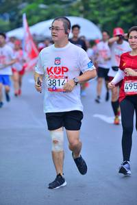 BIB: 3814, 495
                            <button type="button" onclick="openModal(5985237)" class="btn btn-primary btn-sm float-right btn-popup" data-toggle="modal" data-target=".modal-high-quality">
                        <i class="fas fa-shopping-cart"></i> Add to Cart
                    </button>
                                            <button type="button" onclick="isThisMe(5985237, true)" class="btn btn-success btn-sm float-right btn-popup btn-isme hidden" data-toggle="tooltip" data-placement="bottom" title="นี่คือรูปของคุณใช่ไหม คลิกที่นี่เพื่อเอาเข้าอัลบั้ม">
                        <i class="fas fa-plus"></i> Add to album
                    </button>
                    <button type="button" onclick="isThisMe(5985237, false)" class="btn btn-warning btn-sm float-right btn-popup btn-isnotme hidden">
                        <i class="fas fa-ban"></i> Remove from album
                    </button>