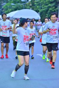 BIB: 4423, 7282
                            <button type="button" onclick="openModal(5975021)" class="btn btn-primary btn-sm float-right btn-popup" data-toggle="modal" data-target=".modal-high-quality">
                        <i class="fas fa-shopping-cart"></i> Add to Cart
                    </button>
                                            <button type="button" onclick="isThisMe(5975021, true)" class="btn btn-success btn-sm float-right btn-popup btn-isme hidden" data-toggle="tooltip" data-placement="bottom" title="นี่คือรูปของคุณใช่ไหม คลิกที่นี่เพื่อเอาเข้าอัลบั้ม">
                        <i class="fas fa-plus"></i> Add to album
                    </button>
                    <button type="button" onclick="isThisMe(5975021, false)" class="btn btn-warning btn-sm float-right btn-popup btn-isnotme hidden">
                        <i class="fas fa-ban"></i> Remove from album
                    </button>