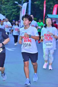 BIB: 7318, 2010, 6061
                            <button type="button" onclick="openModal(5957338)" class="btn btn-primary btn-sm float-right btn-popup" data-toggle="modal" data-target=".modal-high-quality">
                        <i class="fas fa-shopping-cart"></i> Add to Cart
                    </button>
                                            <button type="button" onclick="isThisMe(5957338, true)" class="btn btn-success btn-sm float-right btn-popup btn-isme hidden" data-toggle="tooltip" data-placement="bottom" title="นี่คือรูปของคุณใช่ไหม คลิกที่นี่เพื่อเอาเข้าอัลบั้ม">
                        <i class="fas fa-plus"></i> Add to album
                    </button>
                    <button type="button" onclick="isThisMe(5957338, false)" class="btn btn-warning btn-sm float-right btn-popup btn-isnotme hidden">
                        <i class="fas fa-ban"></i> Remove from album
                    </button>