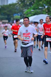 BIB: 1354, 118
                            <button type="button" onclick="openModal(5992896)" class="btn btn-primary btn-sm float-right btn-popup" data-toggle="modal" data-target=".modal-high-quality">
                        <i class="fas fa-shopping-cart"></i> Add to Cart
                    </button>
                                            <button type="button" onclick="isThisMe(5992896, true)" class="btn btn-success btn-sm float-right btn-popup btn-isme hidden" data-toggle="tooltip" data-placement="bottom" title="นี่คือรูปของคุณใช่ไหม คลิกที่นี่เพื่อเอาเข้าอัลบั้ม">
                        <i class="fas fa-plus"></i> Add to album
                    </button>
                    <button type="button" onclick="isThisMe(5992896, false)" class="btn btn-warning btn-sm float-right btn-popup btn-isnotme hidden">
                        <i class="fas fa-ban"></i> Remove from album
                    </button>