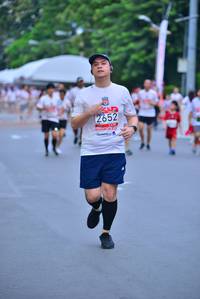 BIB: 2652
                            <button type="button" onclick="openModal(5993941)" class="btn btn-primary btn-sm float-right btn-popup" data-toggle="modal" data-target=".modal-high-quality">
                        <i class="fas fa-shopping-cart"></i> Add to Cart
                    </button>
                                            <button type="button" onclick="isThisMe(5993941, true)" class="btn btn-success btn-sm float-right btn-popup btn-isme hidden" data-toggle="tooltip" data-placement="bottom" title="นี่คือรูปของคุณใช่ไหม คลิกที่นี่เพื่อเอาเข้าอัลบั้ม">
                        <i class="fas fa-plus"></i> Add to album
                    </button>
                    <button type="button" onclick="isThisMe(5993941, false)" class="btn btn-warning btn-sm float-right btn-popup btn-isnotme hidden">
                        <i class="fas fa-ban"></i> Remove from album
                    </button>