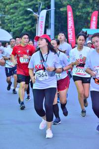 BIB: 1317, 2278, 7564
                            <button type="button" onclick="openModal(5975736)" class="btn btn-primary btn-sm float-right btn-popup" data-toggle="modal" data-target=".modal-high-quality">
                        <i class="fas fa-shopping-cart"></i> Add to Cart
                    </button>
                                            <button type="button" onclick="isThisMe(5975736, true)" class="btn btn-success btn-sm float-right btn-popup btn-isme hidden" data-toggle="tooltip" data-placement="bottom" title="นี่คือรูปของคุณใช่ไหม คลิกที่นี่เพื่อเอาเข้าอัลบั้ม">
                        <i class="fas fa-plus"></i> Add to album
                    </button>
                    <button type="button" onclick="isThisMe(5975736, false)" class="btn btn-warning btn-sm float-right btn-popup btn-isnotme hidden">
                        <i class="fas fa-ban"></i> Remove from album
                    </button>