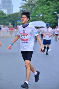 BIB: 3923
                            <button type="button" onclick="openModal(5993868)" class="btn btn-primary btn-sm float-right btn-popup" data-toggle="modal" data-target=".modal-high-quality">
                        <i class="fas fa-shopping-cart"></i> Add to Cart
                    </button>
                                            <button type="button" onclick="isThisMe(5993868, true)" class="btn btn-success btn-sm float-right btn-popup btn-isme hidden" data-toggle="tooltip" data-placement="bottom" title="นี่คือรูปของคุณใช่ไหม คลิกที่นี่เพื่อเอาเข้าอัลบั้ม">
                        <i class="fas fa-plus"></i> Add to album
                    </button>
                    <button type="button" onclick="isThisMe(5993868, false)" class="btn btn-warning btn-sm float-right btn-popup btn-isnotme hidden">
                        <i class="fas fa-ban"></i> Remove from album
                    </button>