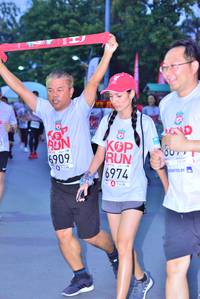 BIB: 6909, 6974
                            <button type="button" onclick="openModal(5949616)" class="btn btn-primary btn-sm float-right btn-popup" data-toggle="modal" data-target=".modal-high-quality">
                        <i class="fas fa-shopping-cart"></i> Add to Cart
                    </button>
                                            <button type="button" onclick="isThisMe(5949616, true)" class="btn btn-success btn-sm float-right btn-popup btn-isme hidden" data-toggle="tooltip" data-placement="bottom" title="นี่คือรูปของคุณใช่ไหม คลิกที่นี่เพื่อเอาเข้าอัลบั้ม">
                        <i class="fas fa-plus"></i> Add to album
                    </button>
                    <button type="button" onclick="isThisMe(5949616, false)" class="btn btn-warning btn-sm float-right btn-popup btn-isnotme hidden">
                        <i class="fas fa-ban"></i> Remove from album
                    </button>